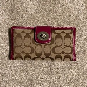 Coach wallet w/ 2 pieces